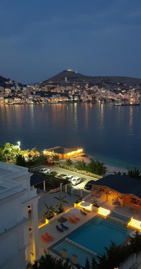 Limani Luxury Apartments Beachfront ساراندا المظهر الخارجي الصورة