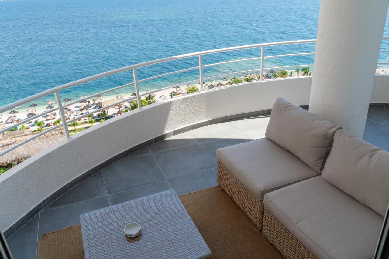 Limani Luxury Apartments Beachfront ساراندا المظهر الخارجي الصورة