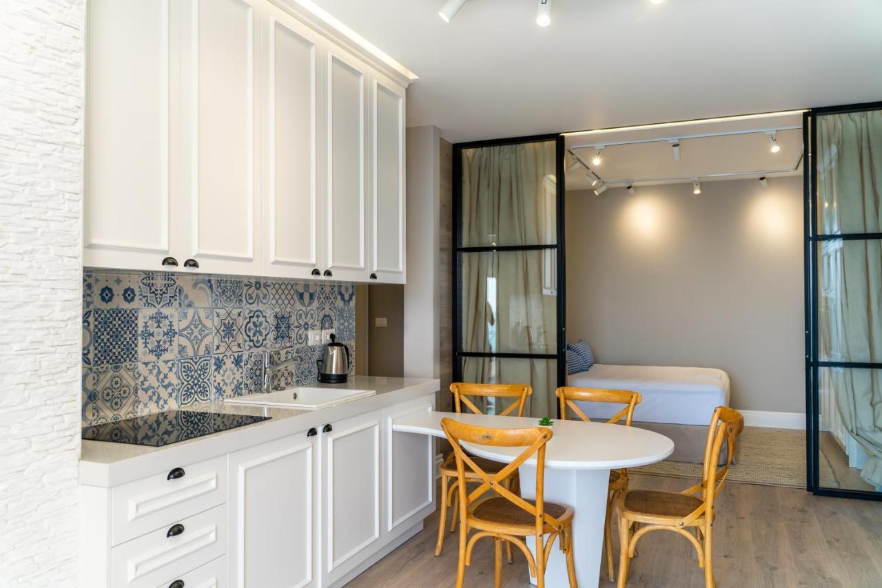 Limani Luxury Apartments Beachfront ساراندا المظهر الخارجي الصورة