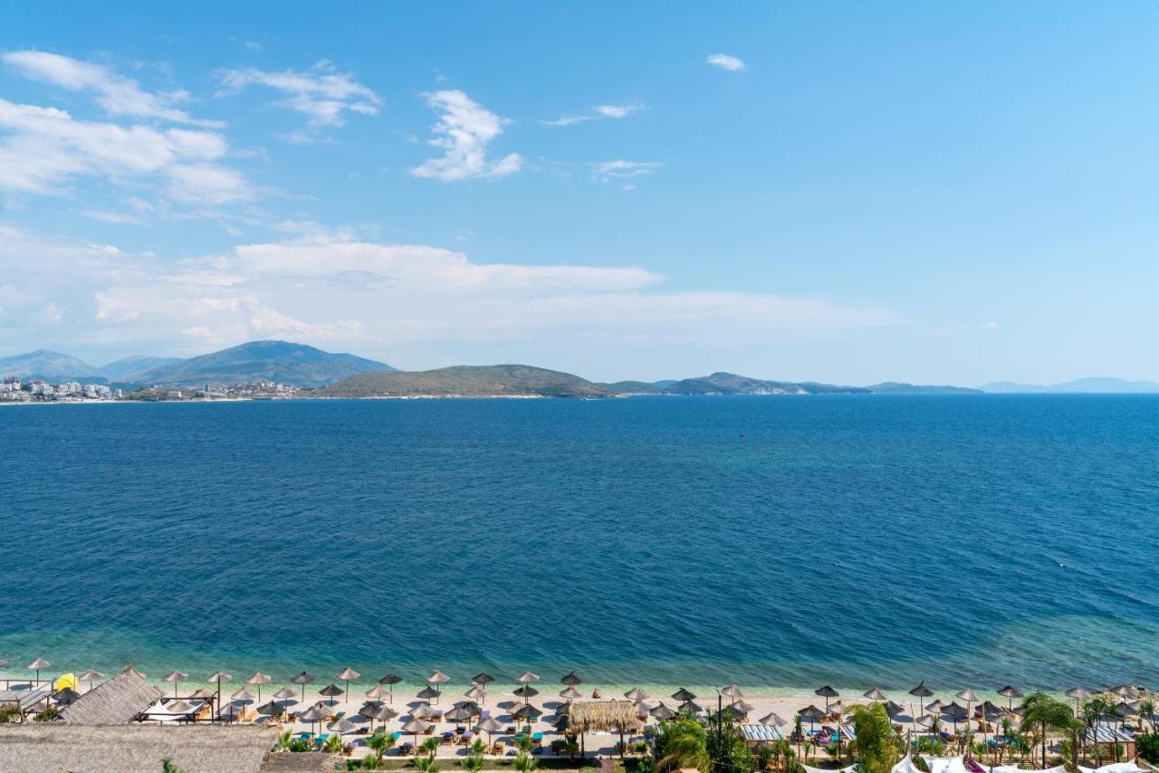 Limani Luxury Apartments Beachfront ساراندا المظهر الخارجي الصورة