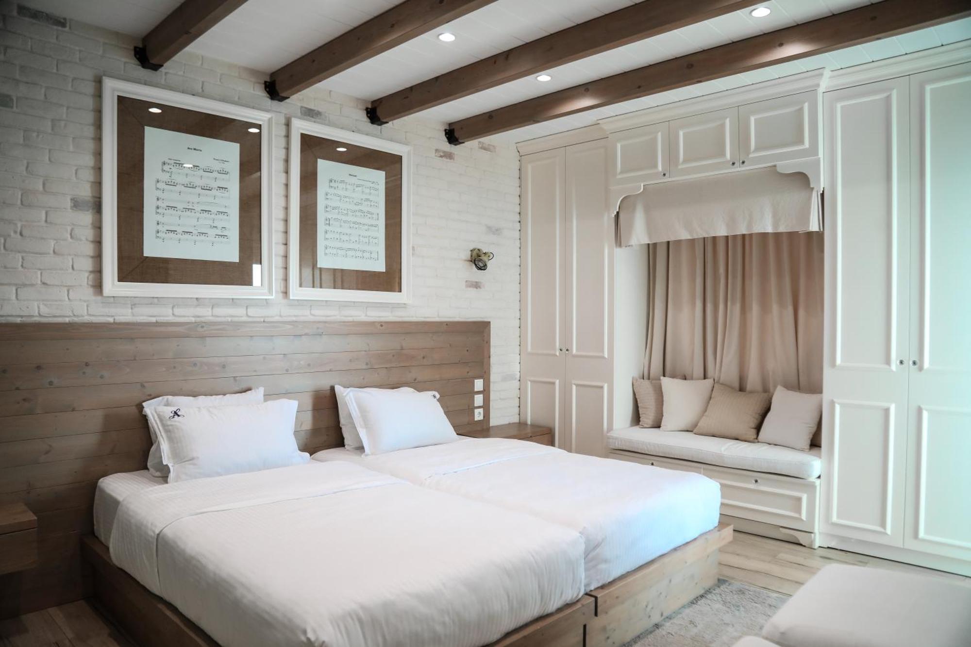 Limani Luxury Apartments Beachfront ساراندا المظهر الخارجي الصورة
