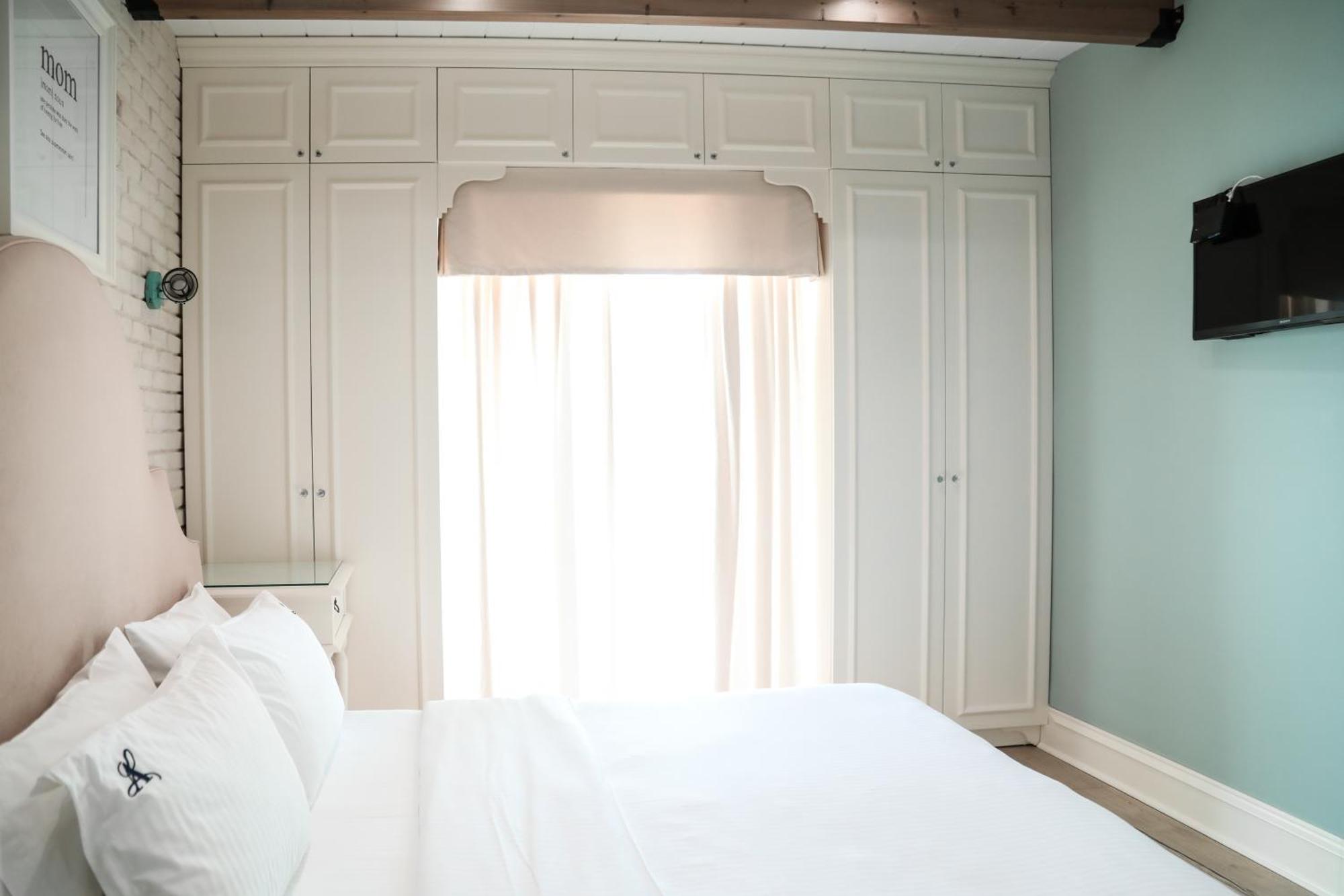 Limani Luxury Apartments Beachfront ساراندا المظهر الخارجي الصورة