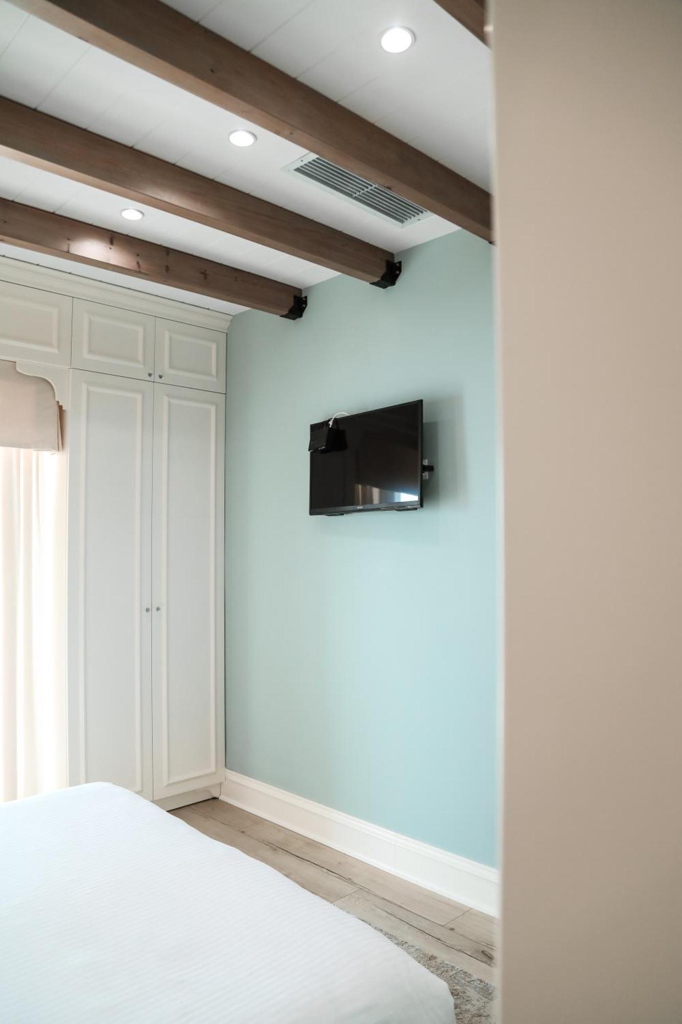 Limani Luxury Apartments Beachfront ساراندا المظهر الخارجي الصورة